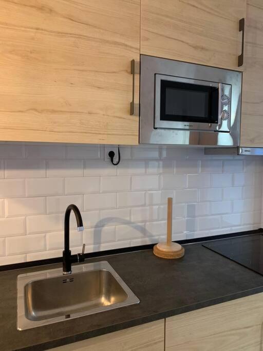 Ideal Apartamento En El Barrio De Las Delicias Malaga Bagian luar foto