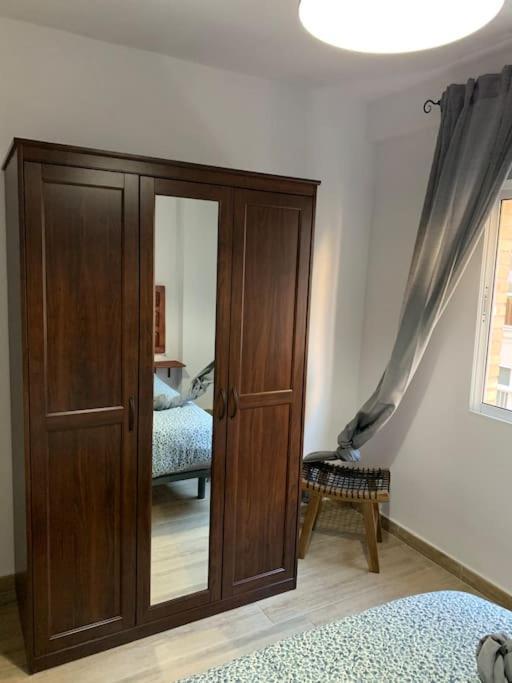 Ideal Apartamento En El Barrio De Las Delicias Malaga Bagian luar foto