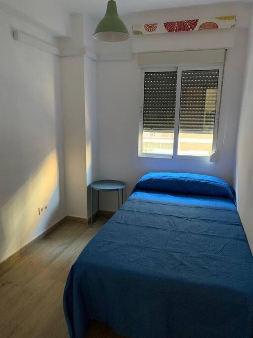 Ideal Apartamento En El Barrio De Las Delicias Malaga Bagian luar foto